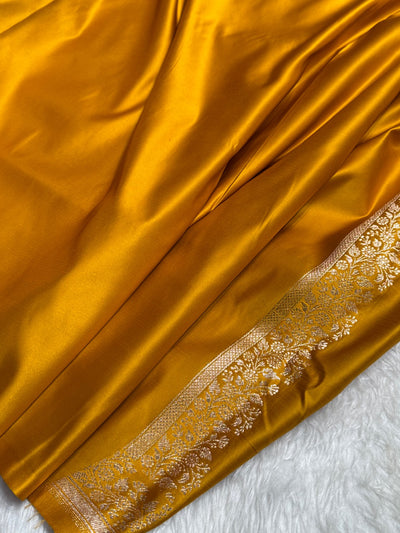 Mustard Mehandi  Floral Booti Katan Silk Saree SK23