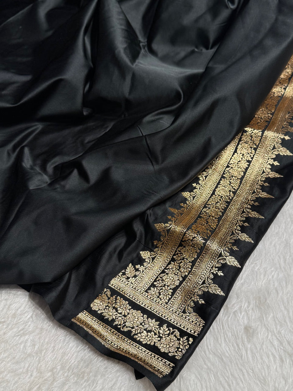 Premium Black Banarasi Booti Katan Silk Saree
