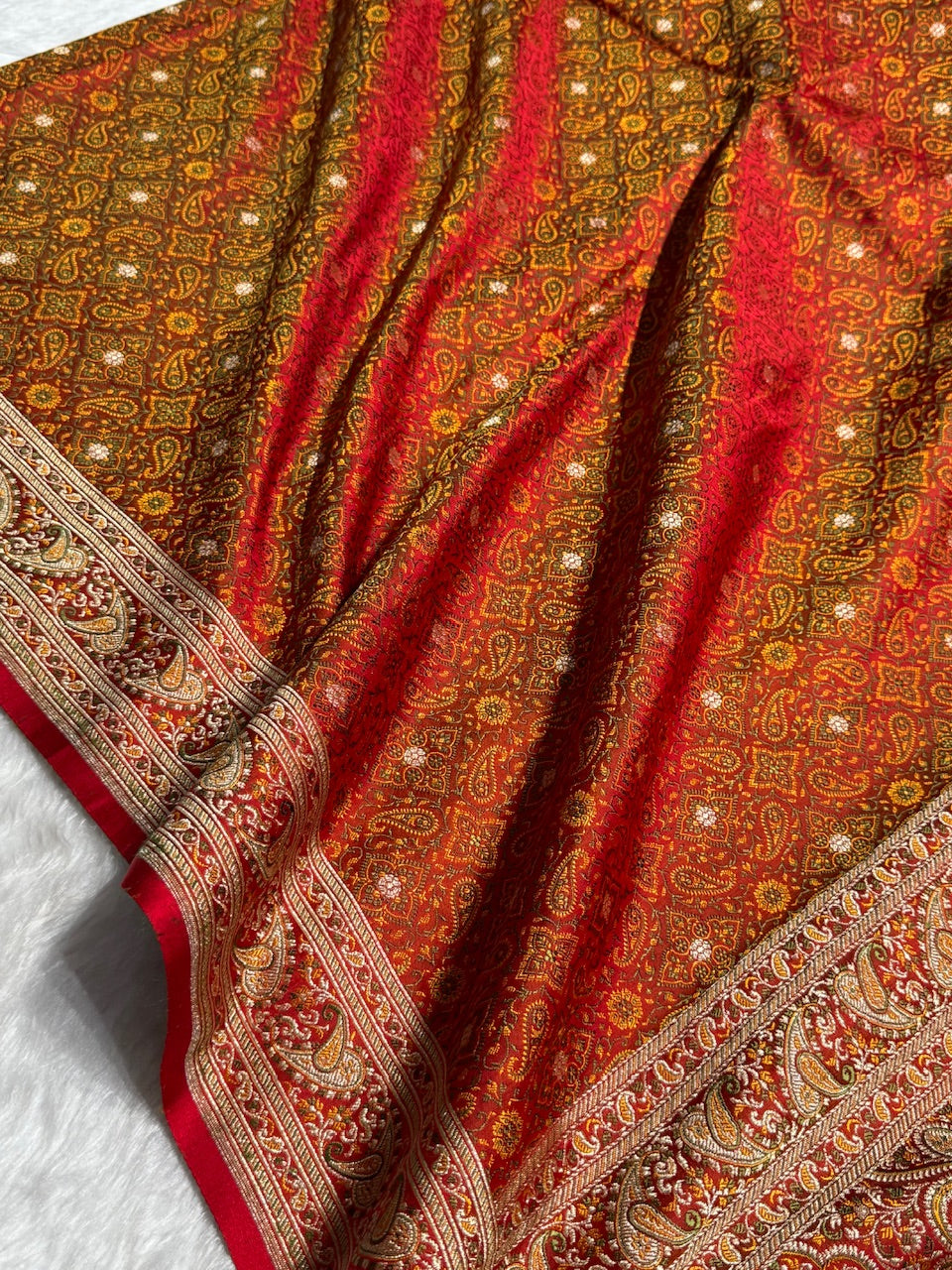 Redish Gold Jamawar Tanchoi Jaal Katan Silk Saree SKTM-19