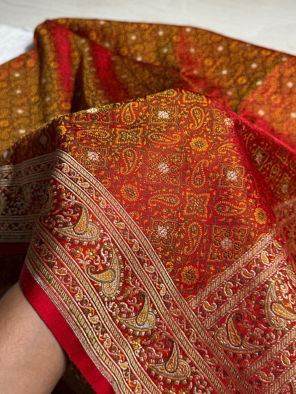 Redish Gold Jamawar Tanchoi Jaal Katan Silk Saree SKTM-19