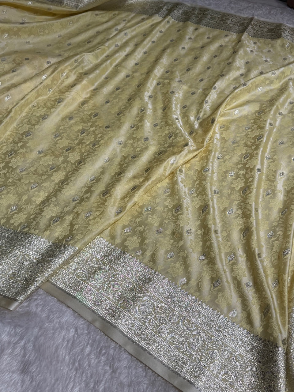 Light Yellow Tanchoi Satin Katan Silk Saree SKTM-03