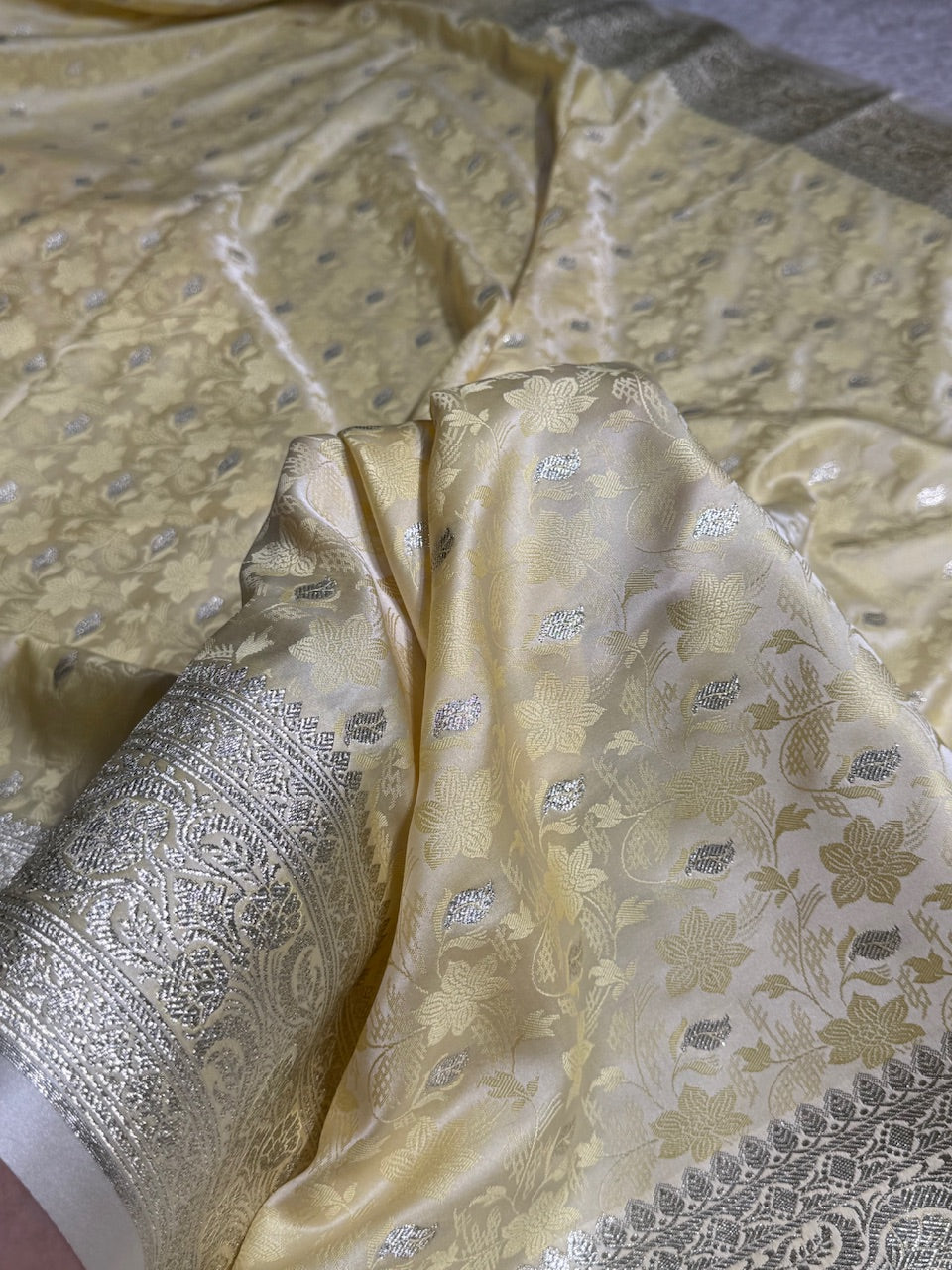 Light Yellow Tanchoi Satin Katan Silk Saree SKTM-03