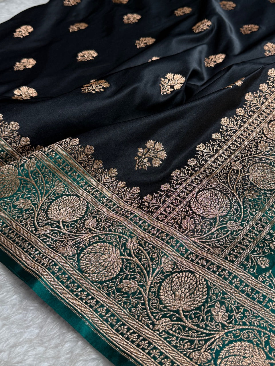 Black - Rama Banarasi Boota Katan Silk Saree