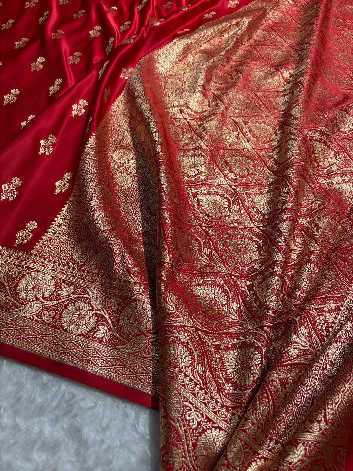 Red Unique Boota Pattern Satin Katan Silk Saree SK68