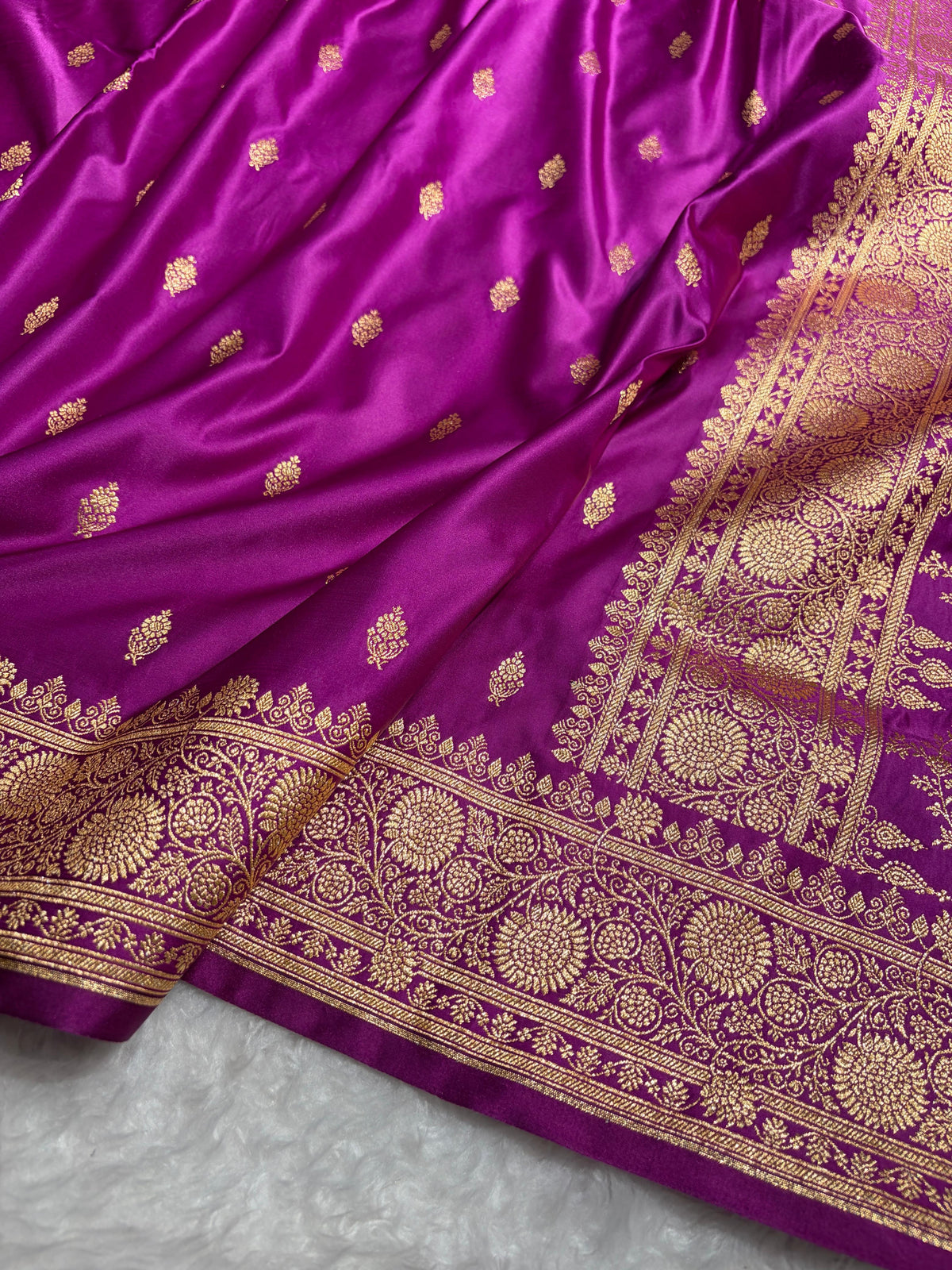 Banarasi Satin Katan Saree in Magenta Shades SK82