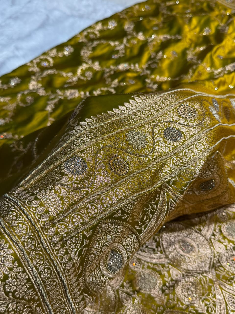 Mahendi  Banarasi Boota With Zardozi & Swarovski Work Katan Silk Saree BSKM40