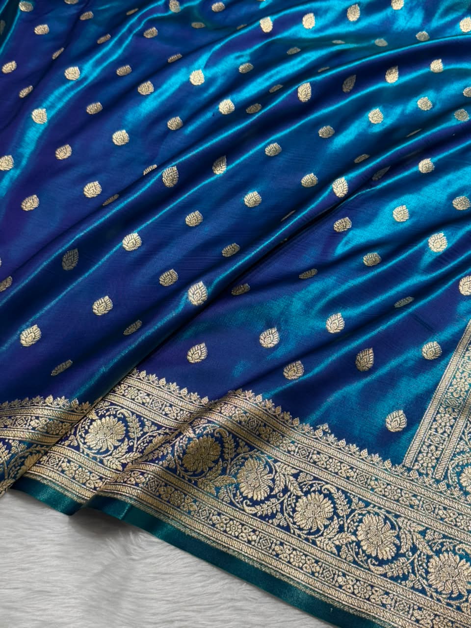 Peacock Shades Boota Pattern Banarasi Satin Silk Saree SS45