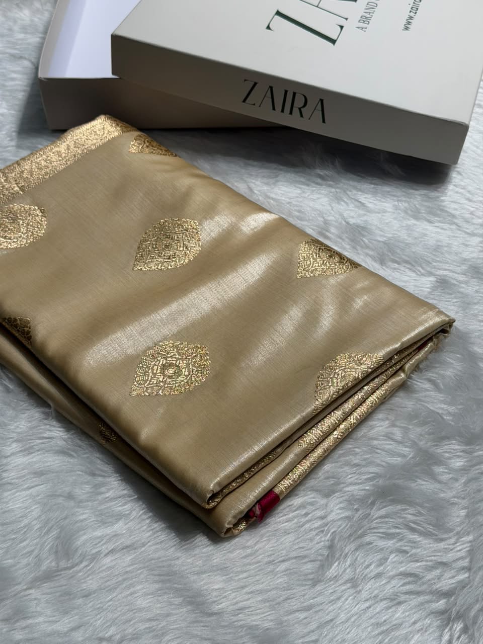 Banarasi Satin Silk Boota in Creem  Shades SS05