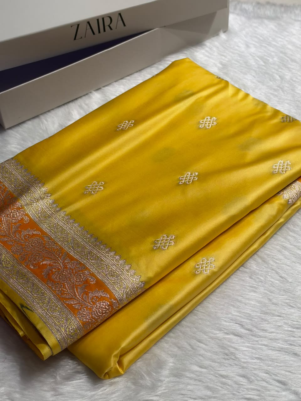 Banarasi Floral Booti Pattern in Yellow Shades Floral Mashru Silk Saree MCS101