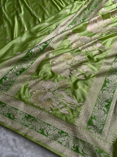 Banarasi Floral Booti Pattern in Green Shades Floral Mashru Silk Saree MCS101