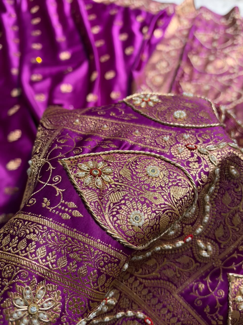 Banarasi Bridal Wine Floral Boota Pattern Work Satin Katan Silk Saree BSK71