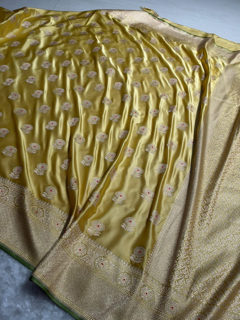 Lemon Yellow Shades With Floral Boota MCS108
