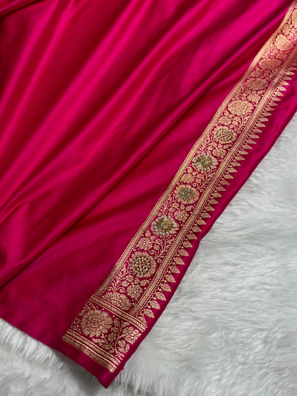 Banarasi Satin Katan Saree With Ari & Zardozi Work Boota in Rani Shades BSK112