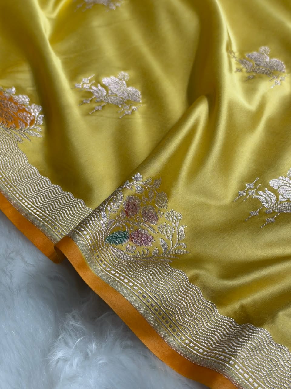 Banarasi Mustard Yellow Shades Floral Mashru Minakari Work Silk Saree MCS87