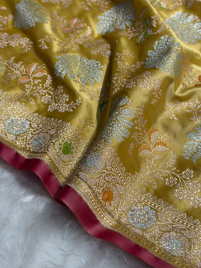Banarasi Floral Minakari Jaal Pattern in Mustard Yellow Shades Floral Mashru Silk Saree MCS100