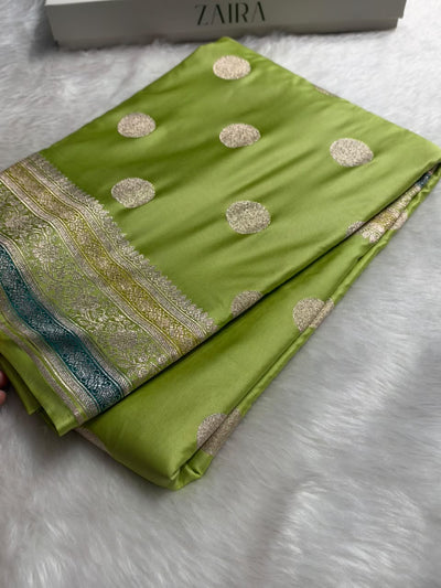 Pista Green Shade With Polka Dota  Booti MCS107