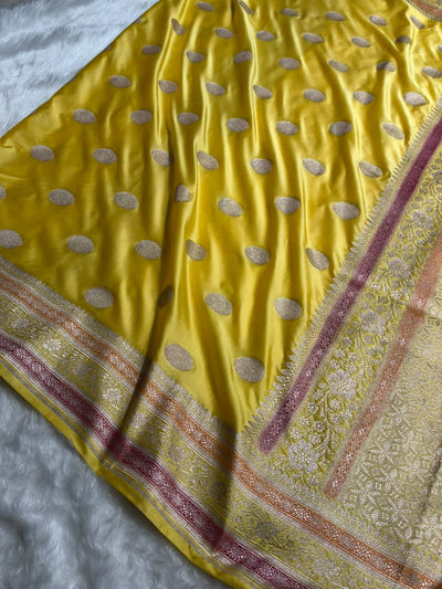 Yellow Shade With Polka Dota  Booti MCS107