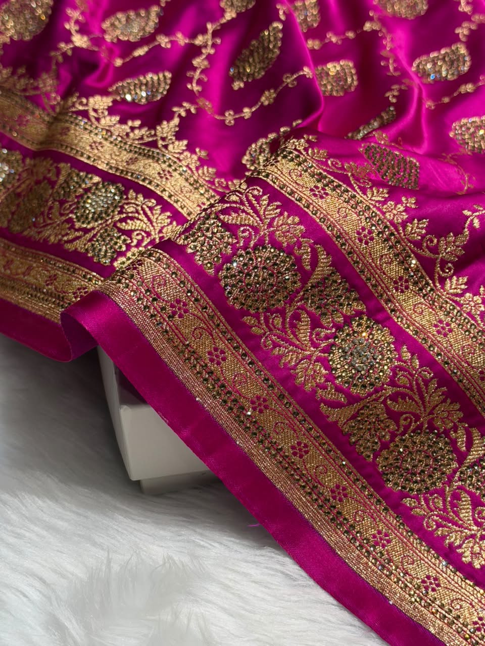 Rani Pink Floral Jaal Pattern Satin Katan Silk saree BSK42