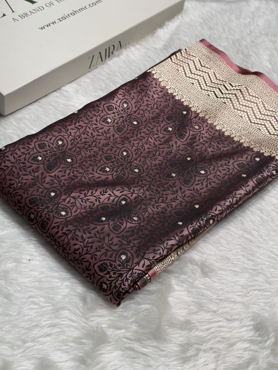 Copper Shades Jamawar Tanchoi Motif Mashru Silk Saree MST-17