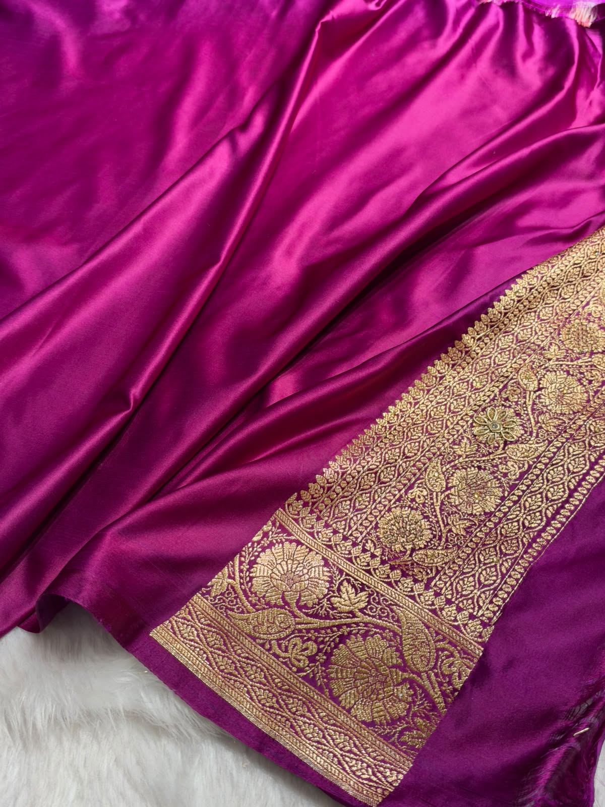 Banarasi Magenta Pink Work Pattern Satin Katan Silk Saree BSK72