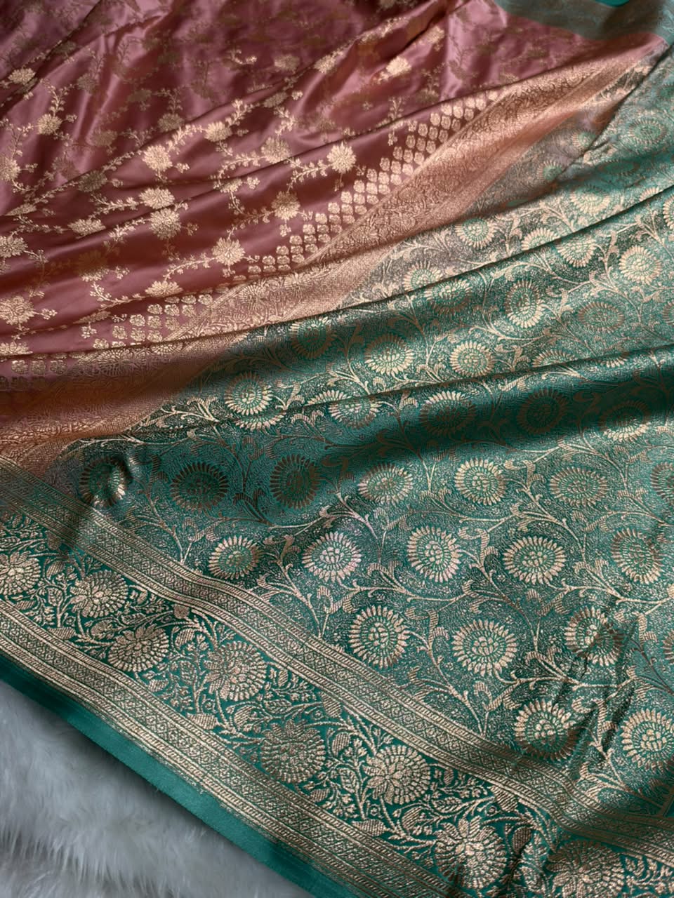 Banarasi Satin Katan Saree in Contrast Peach - SeaGreen Shades SK132