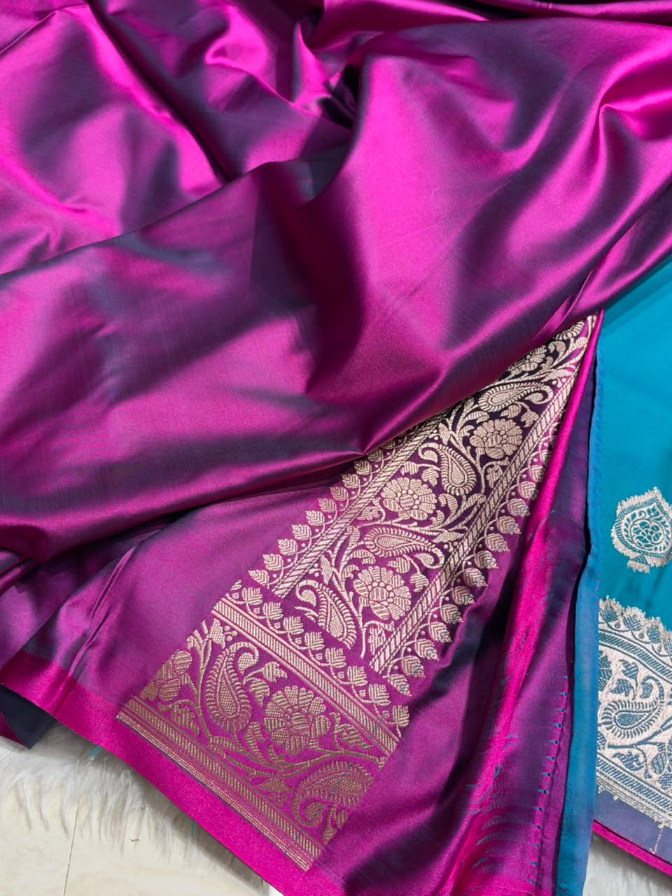 Contrast German Blue / Magenta Shade Banarasi Booti Pattern Mashru Silk Saree MSM-140