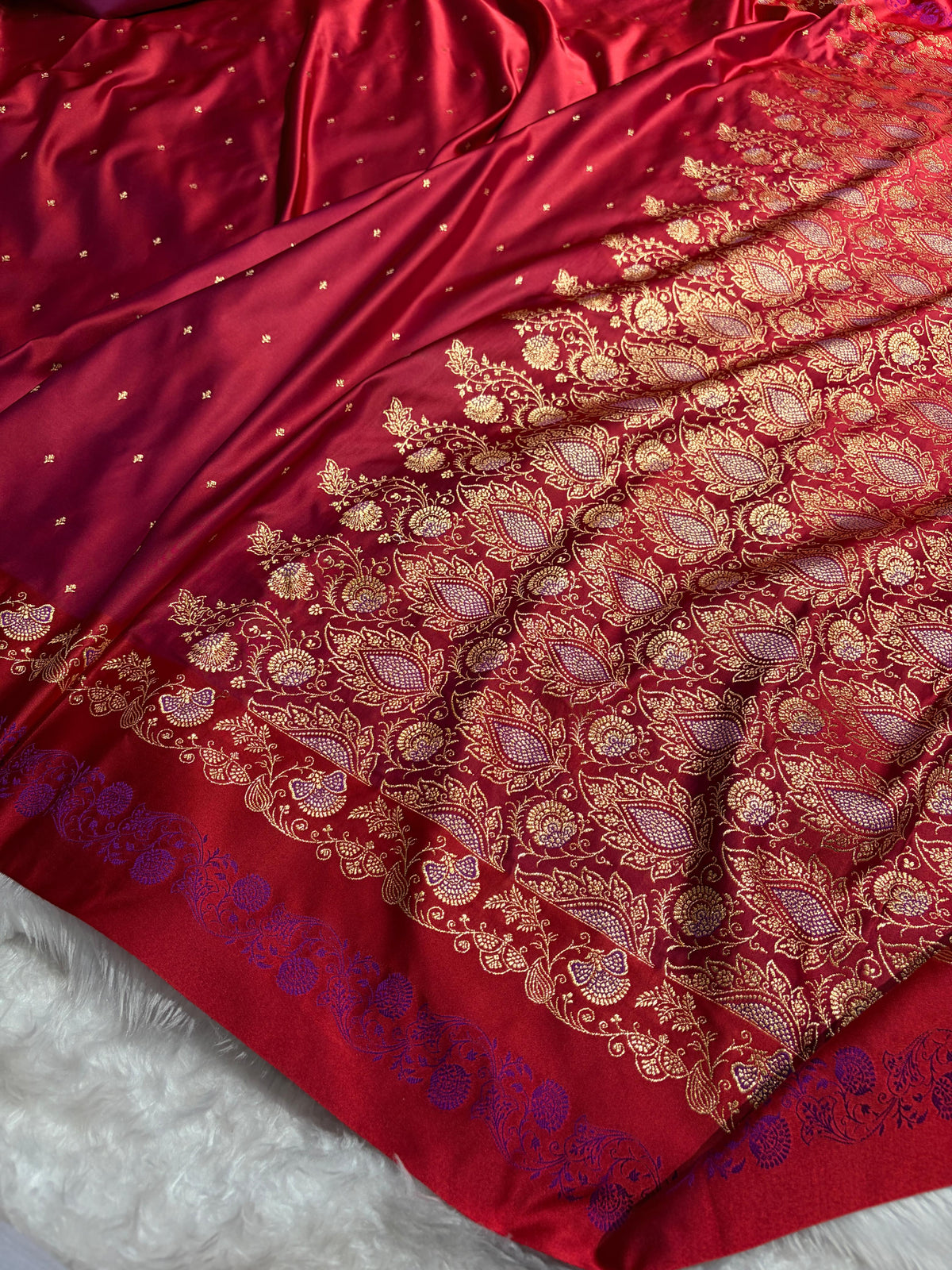 Banarasi Red Satin Katan with Tanchoi Pattern SK163