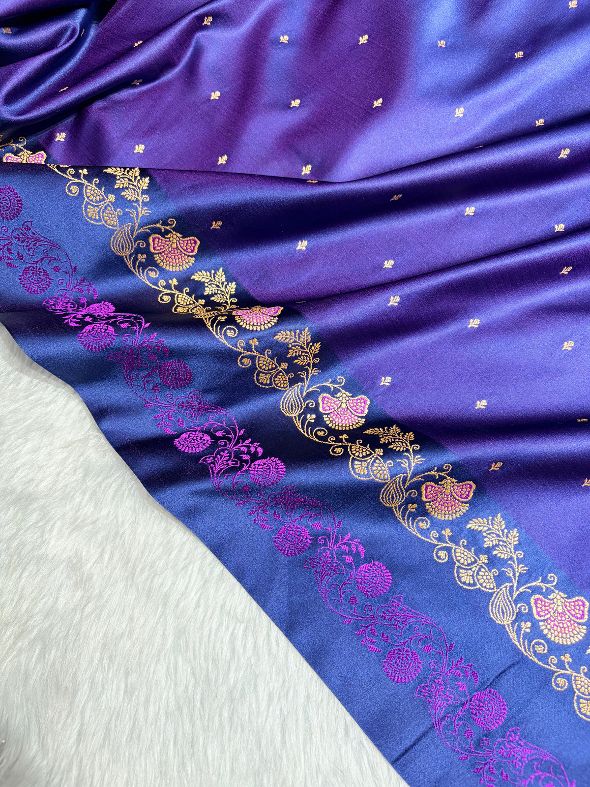Banarasi Cross Royal Blue Satin Katan with Tanchoi Pattern SK163