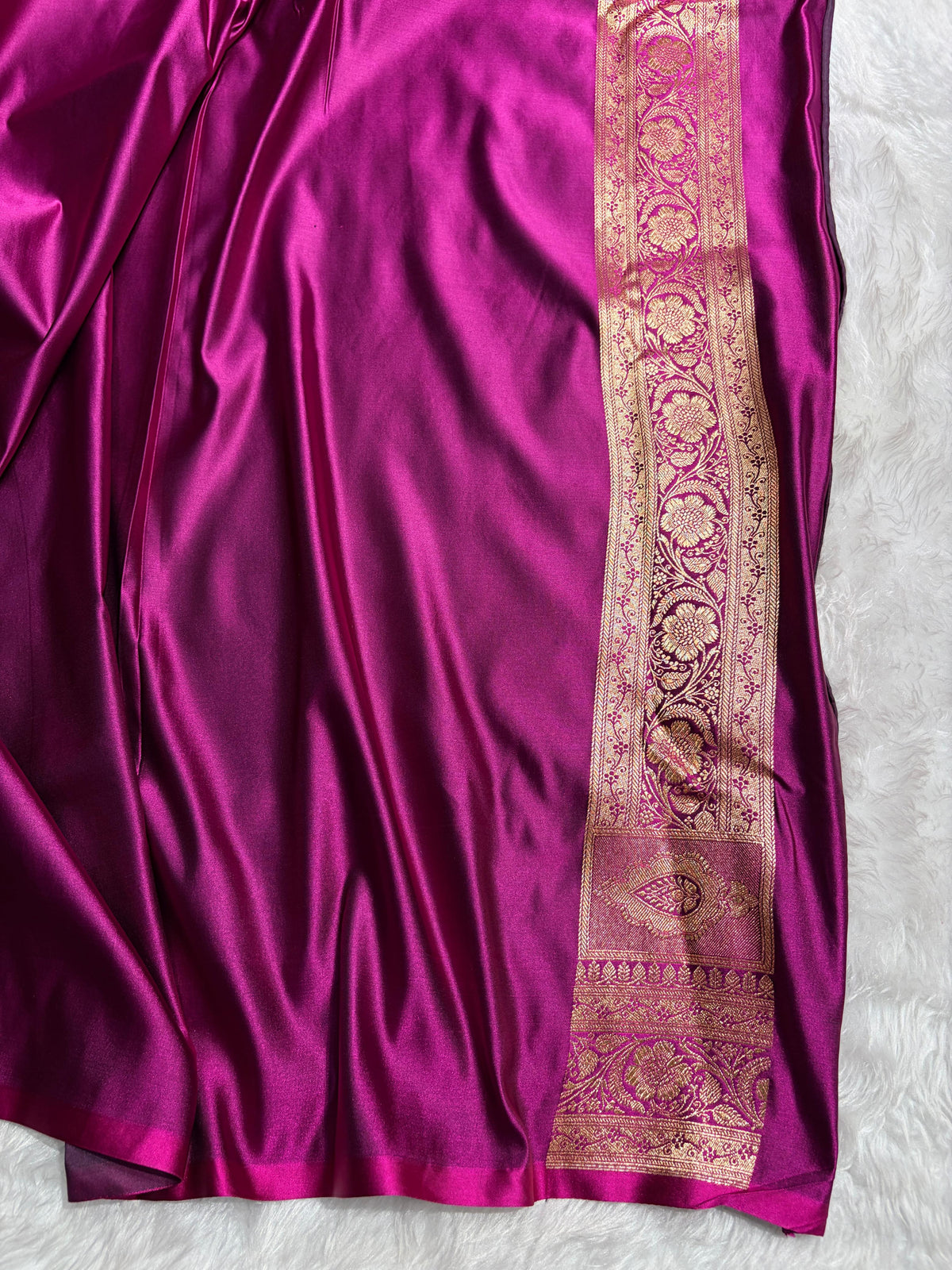 Banarasi Satin Katan Saree Floral Boota Pattern in Wine Magenta Shades SK145