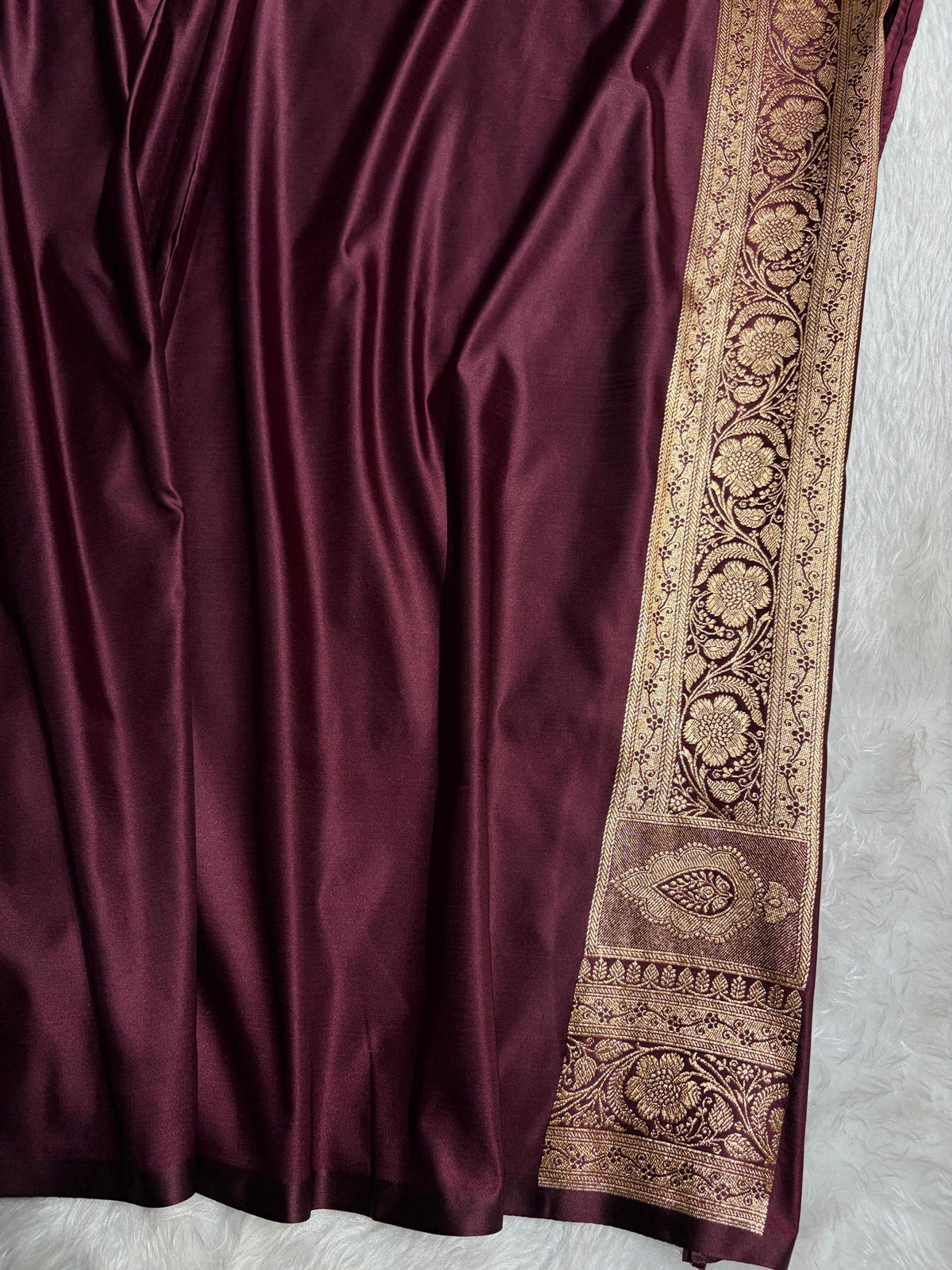 Banarasi Satin Katan Saree Floral Boota Pattern in Garnet  Shades SK145