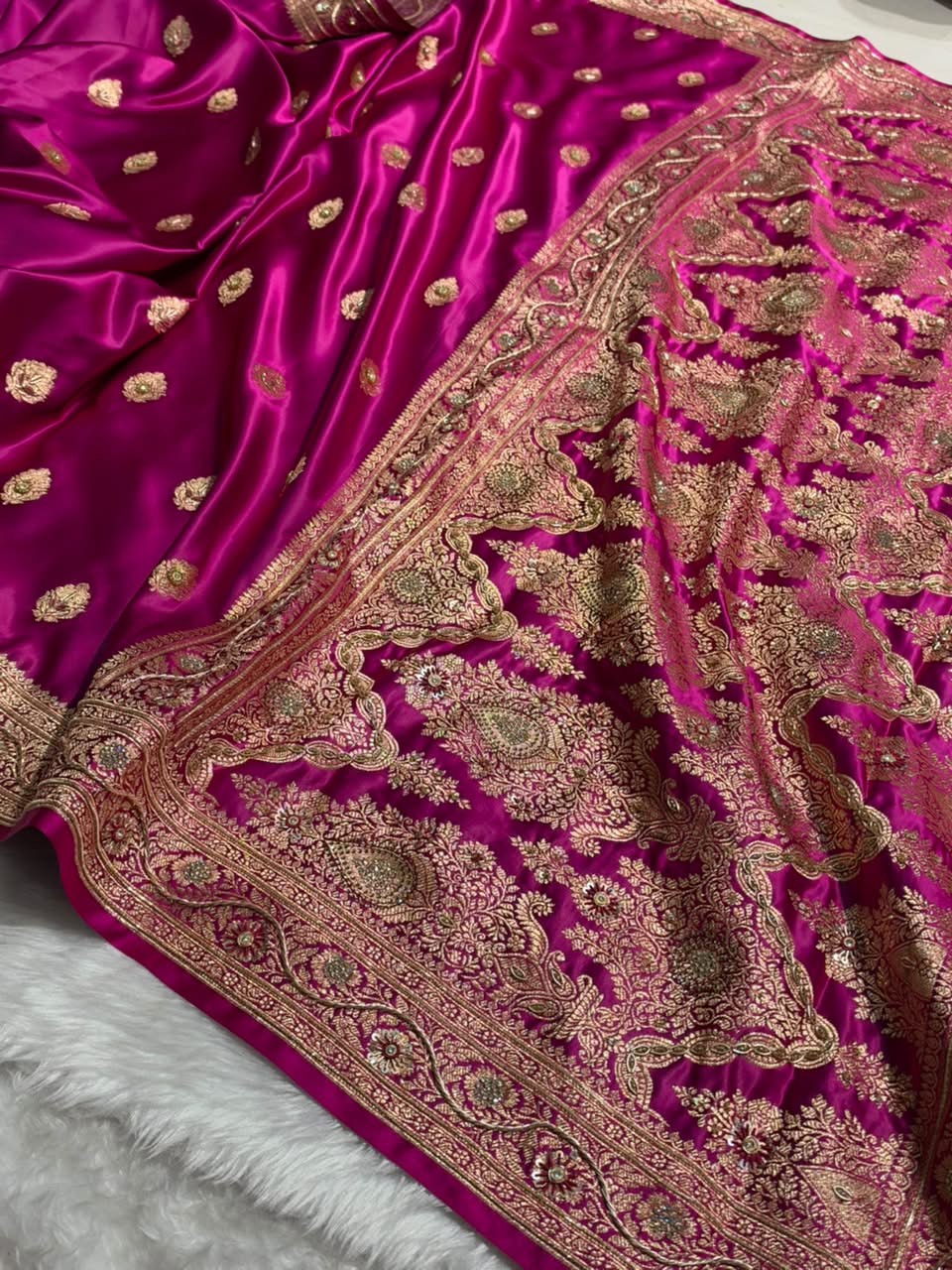 Rani Banarasi Satin Katan Saree With Ari & Zardozi Work Boota BSK65