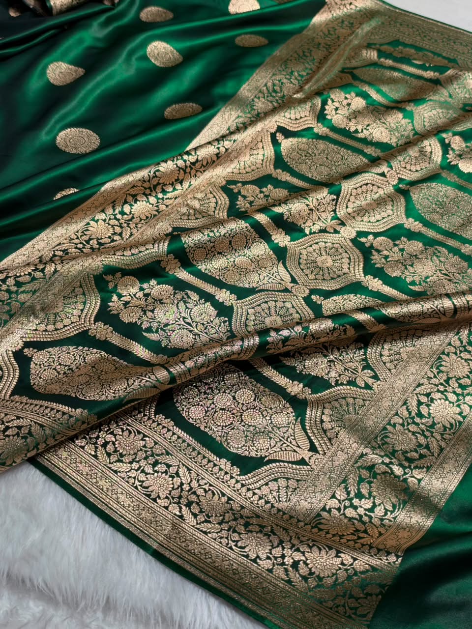 Banarasi Light Weight Satin Silk Bottle Green Shades SS67