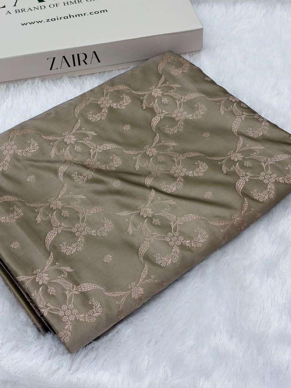 Olive Grey Shades Banarasi With Floral Jaal Pattern Mashru Silk Saree MSM-134