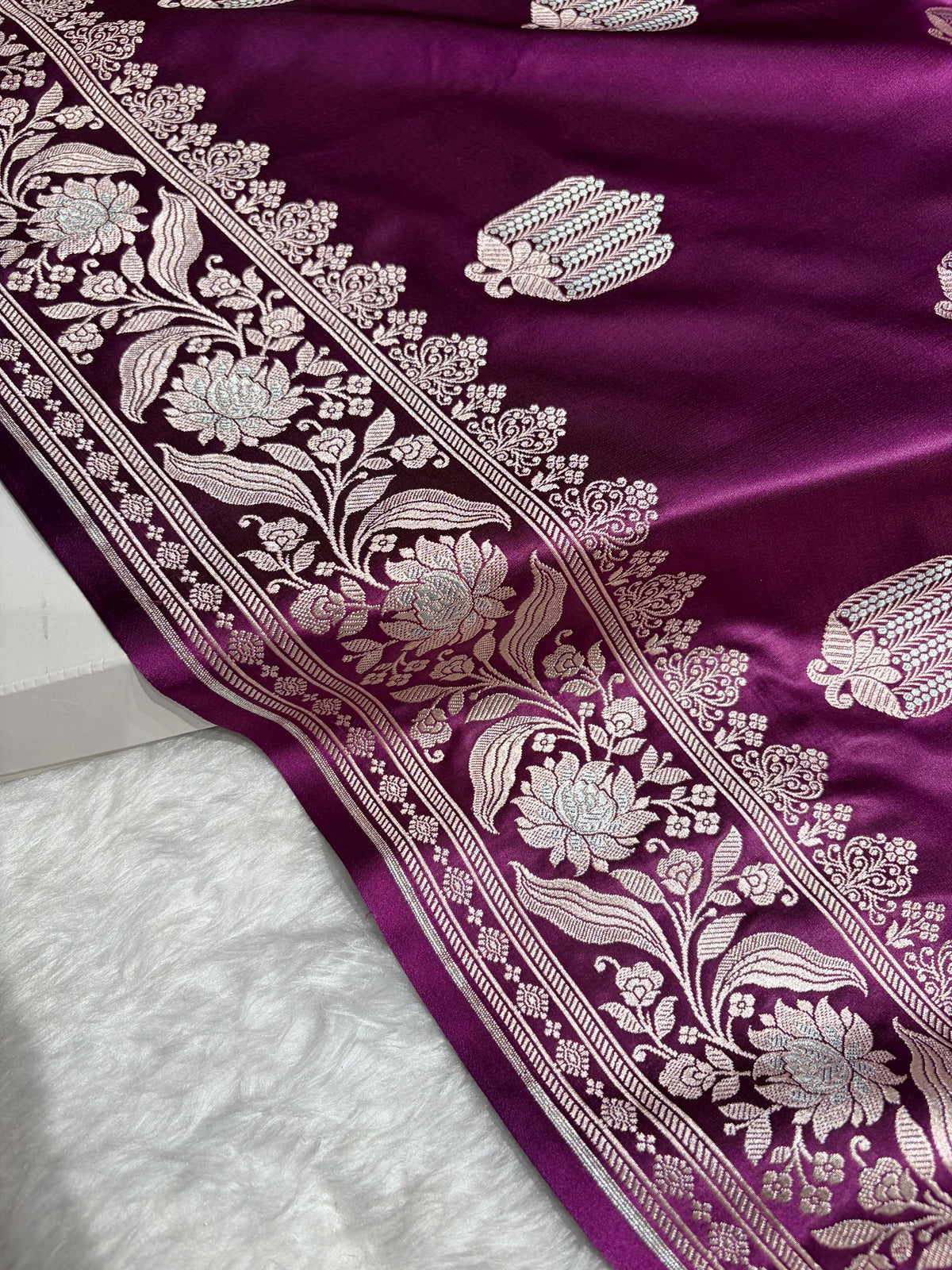 Wine Shades Banarasi Boota Pattern Minakari Floral Mashru Silk Saree MSM-122