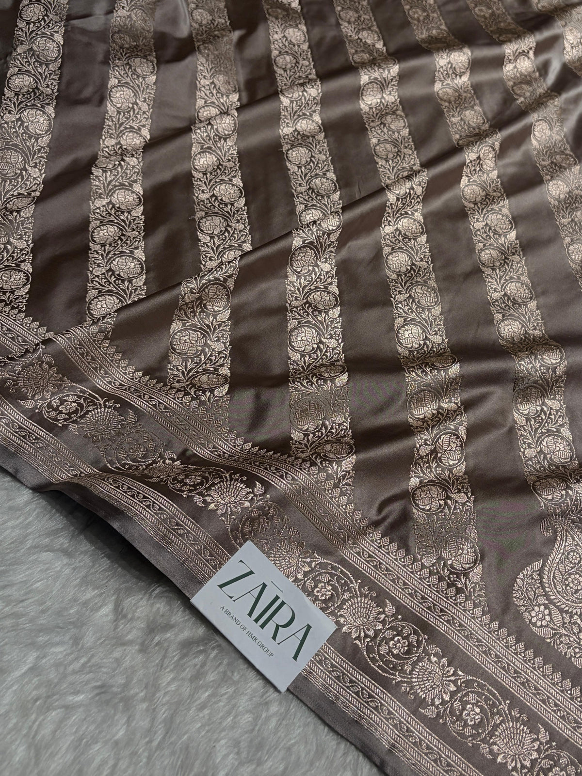 Light Olive Shades Banarasi Cross Pattern Floral Mashru Silk Saree MSM-102