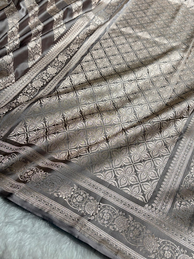 Light Olive Shades Banarasi Cross Pattern Floral Mashru Silk Saree MSM-102