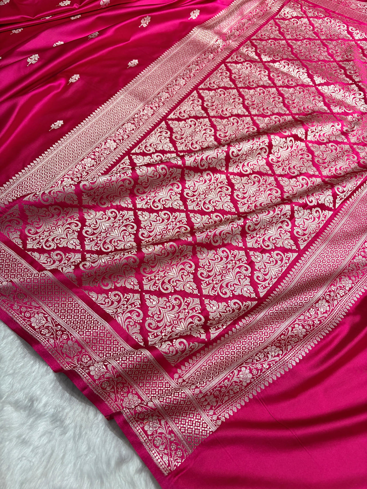 Rani Pink Shades Banarasi Boota Pattern Minakari Floral Mashru Silk Saree MSM-148