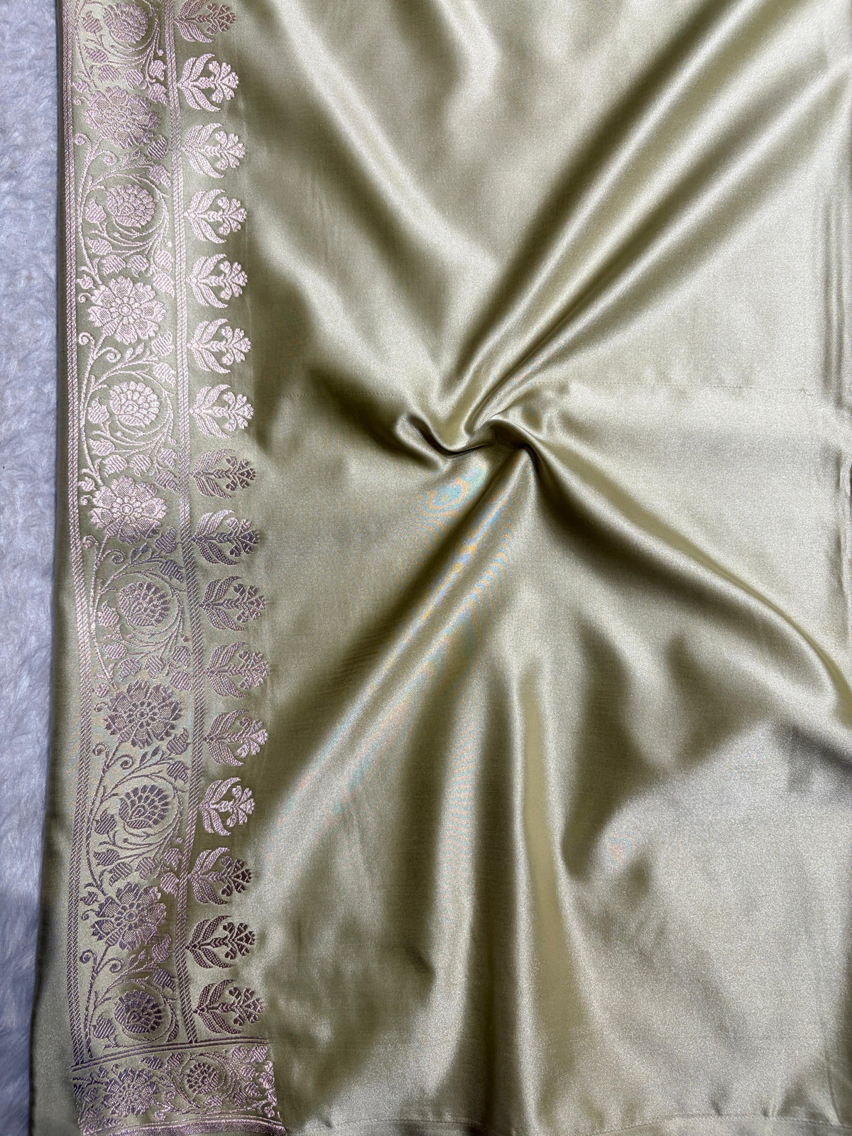 Light Pista Shades Banarasi Boota Pattern Floral Mashru Silk Saree MSM-149