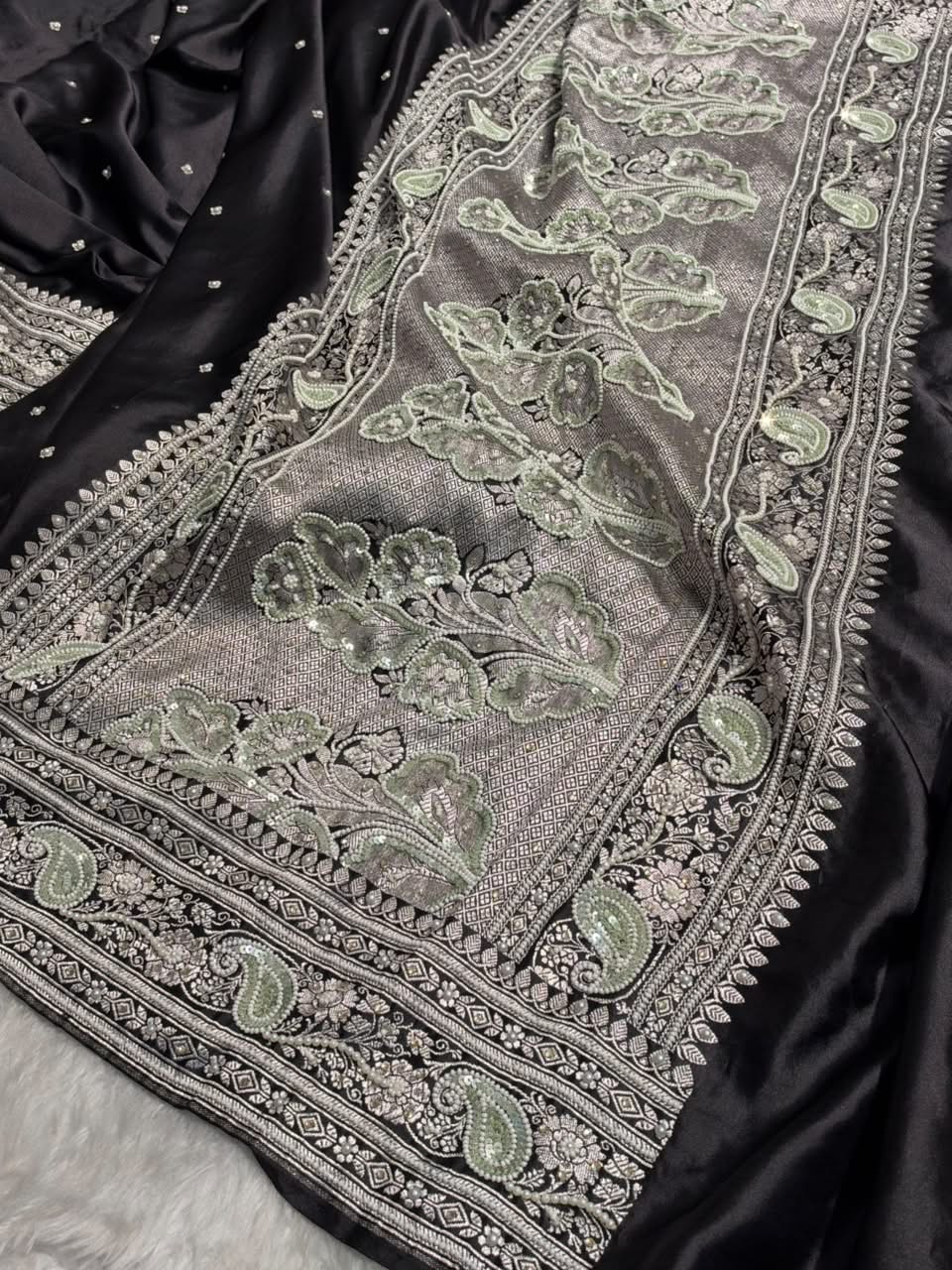 Banarasi Bridal Black Mashru Silk Saree BMCS64