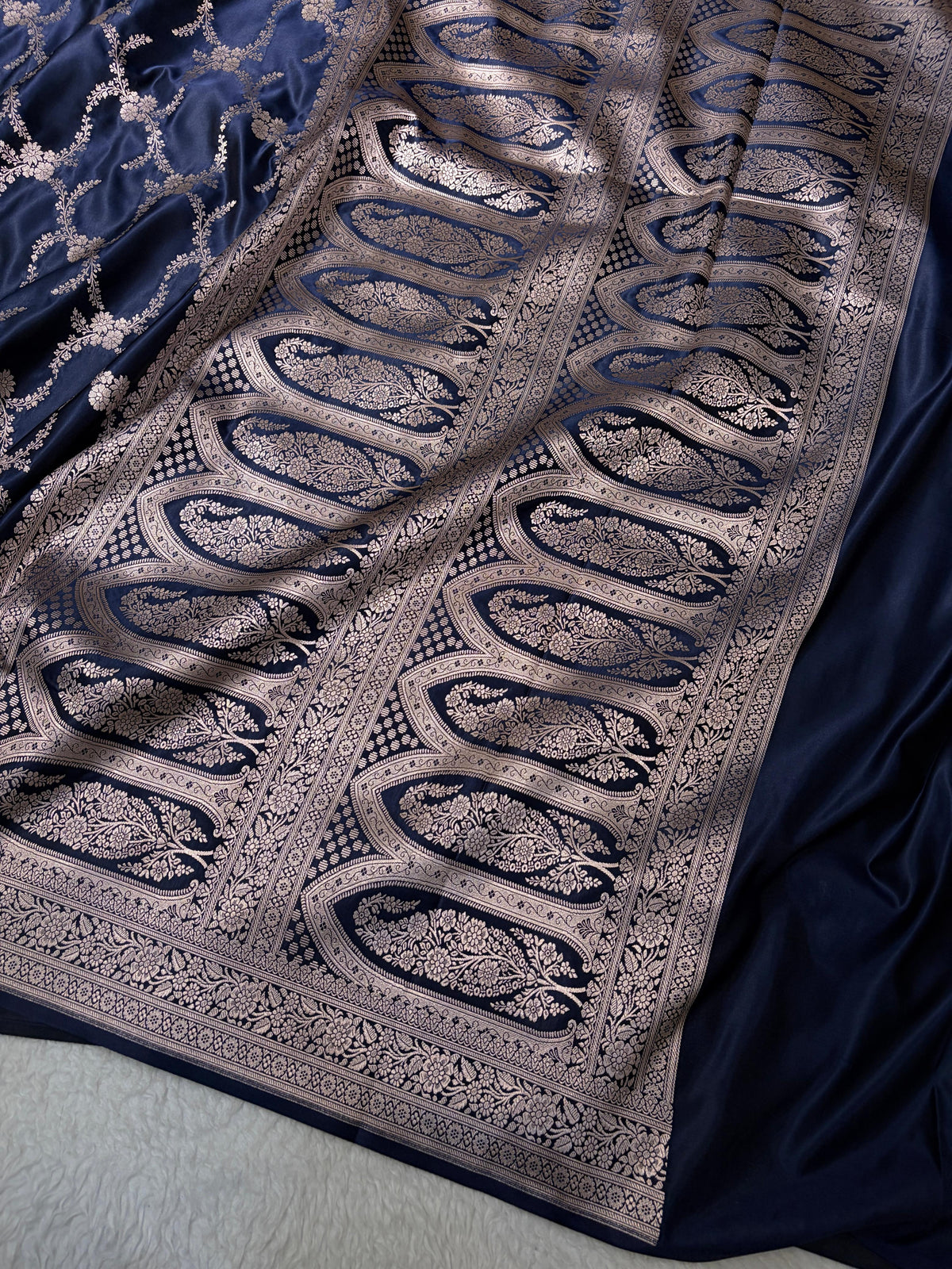 Navy Blue Shades Banarasi With Floral Border Mashru Silk Saree MSM-127