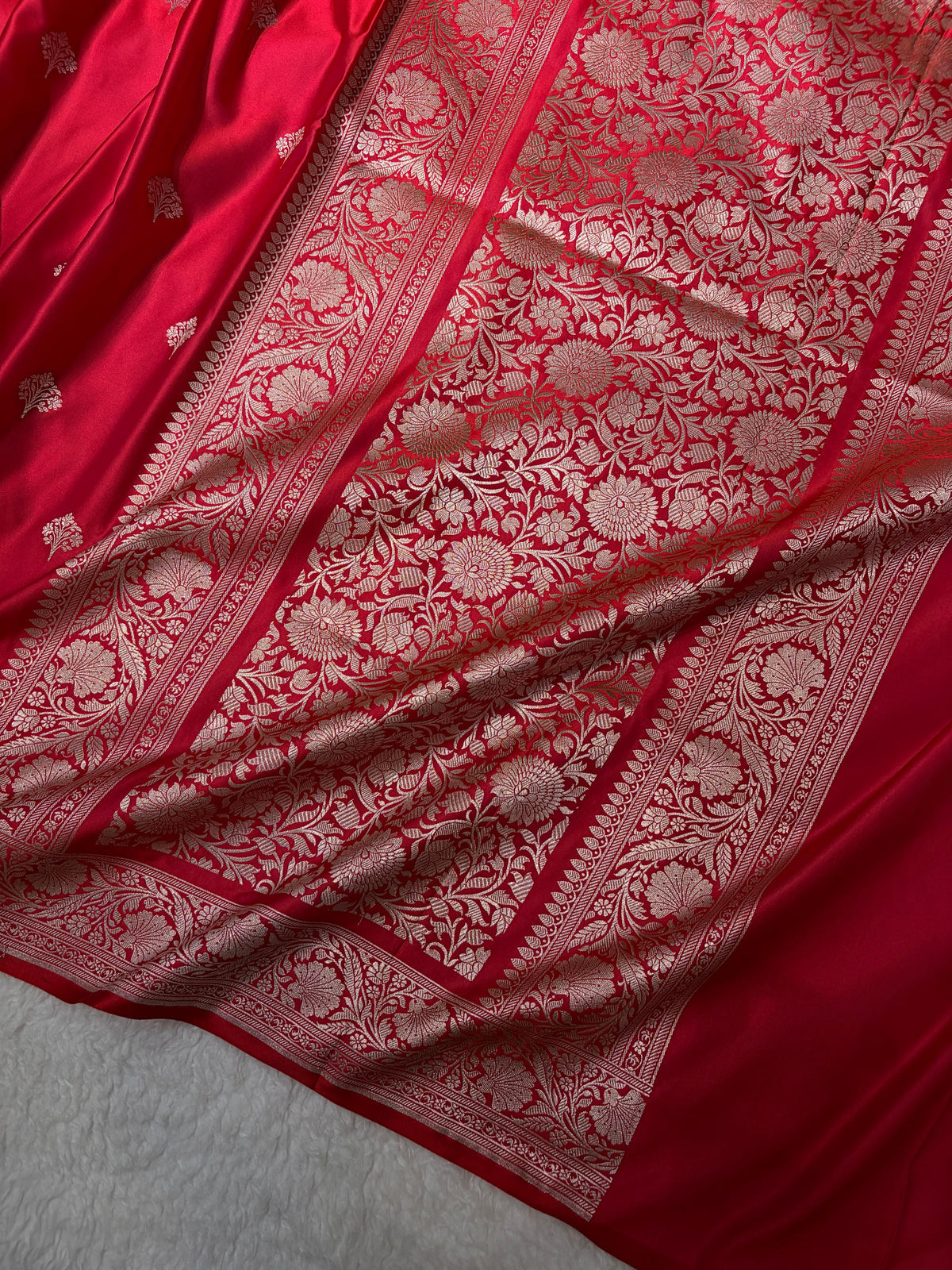 Red Shades Banarasi Boota Pattern Floral Mashru Silk Saree MSM-150
