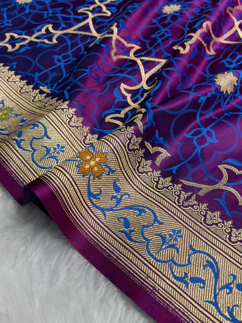 Banarasi Premium Cross Purple Satin Katan with Tanchoi Pattern SK164