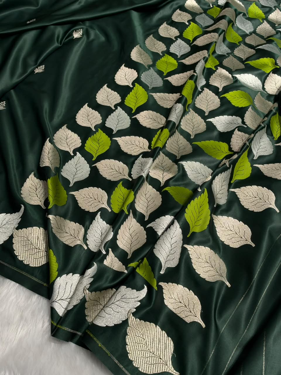 Dark Bottle Green Shades Banarasi Booti Pattern Mashru Silk Saree MSM-136