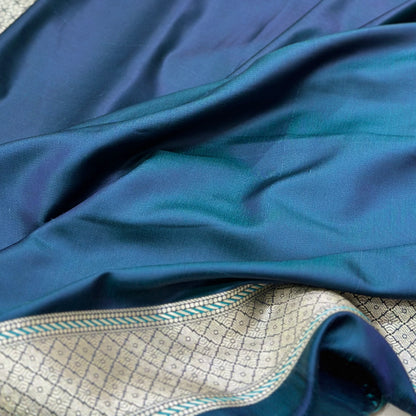 Mashru Katan Silk Saree in Dual Shades.