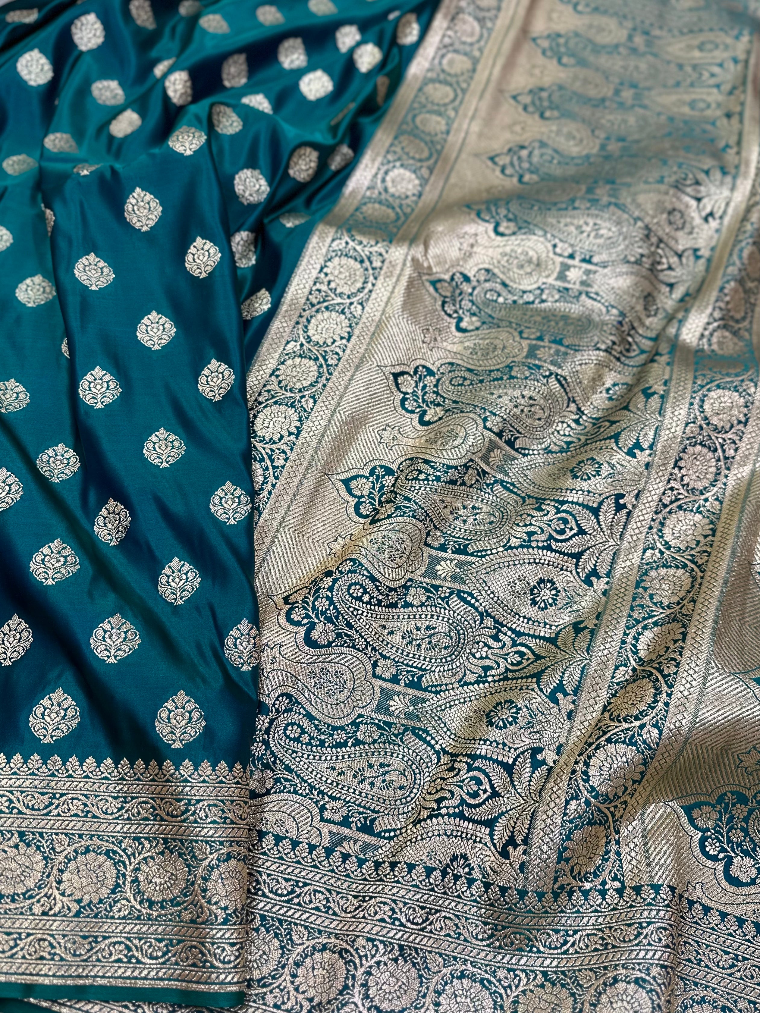 Boota Katan Silk Saree In Peacock Green Shades